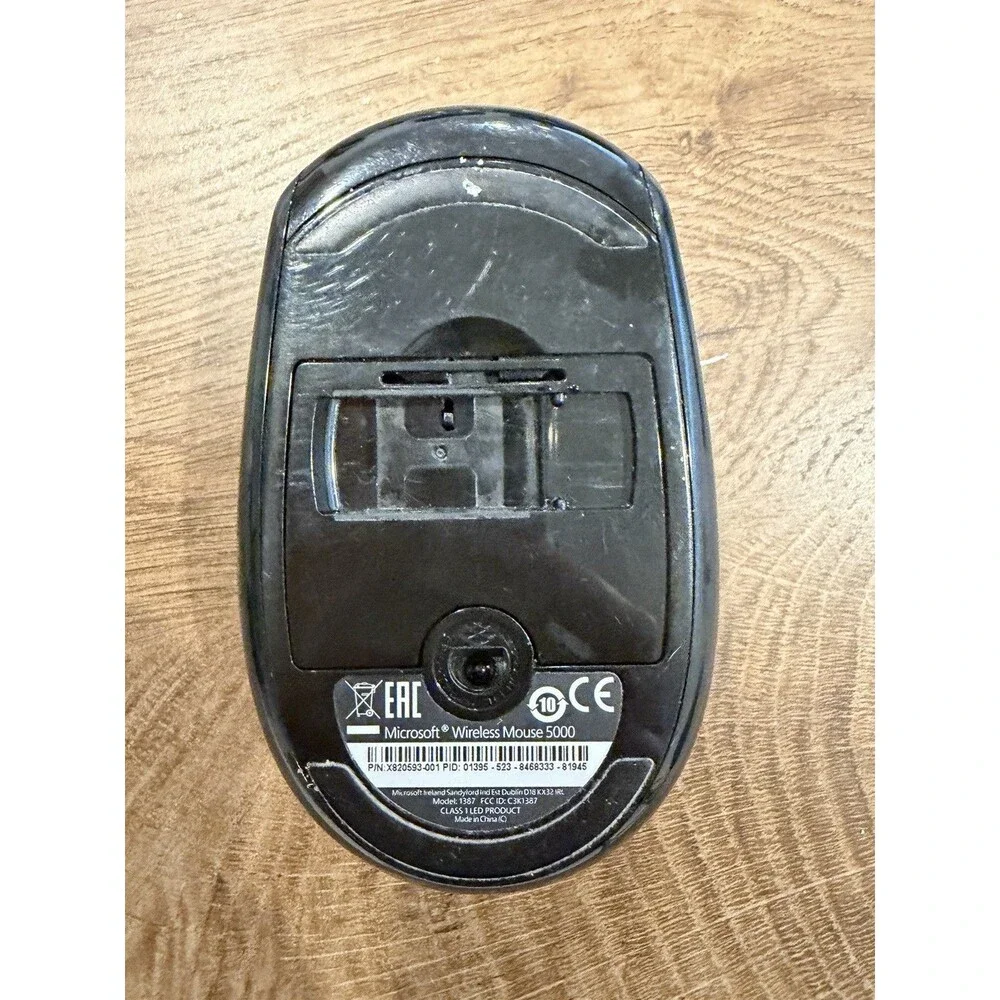 Microsoft Wireless Black Mouse 5000 USB 2.4GHz  BlueTrack Tech No Dongle